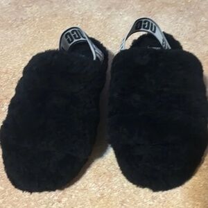 Ugg EUC Black fluff Fluffy Sandals size 7